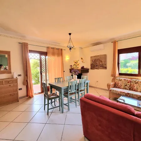 Holiday home Luminosa Villetta A Vicino Al Mare