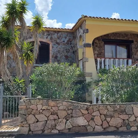 Luminosa Villetta A Vicino Al Mare Holiday home Porto San Paolo (Sardinia)